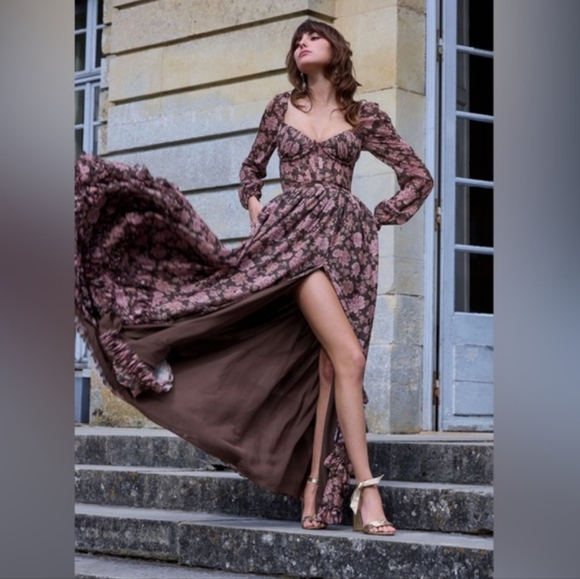 v. chapman carmella long-sleeve corset side-slit chiffon maxi dress V. Chapman Carmella Long-Sleeve Corset Side-Slit Chiffon Maxi Dress